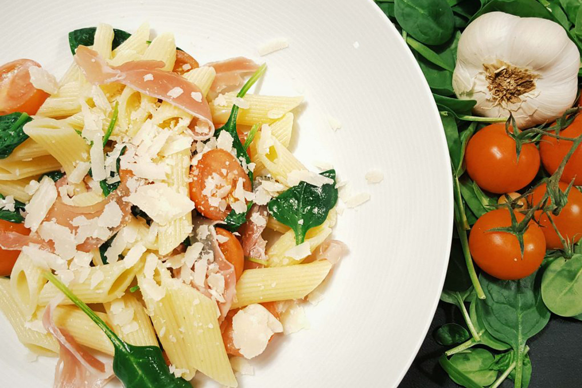 Pasta-al-Prosciuto-Crudo